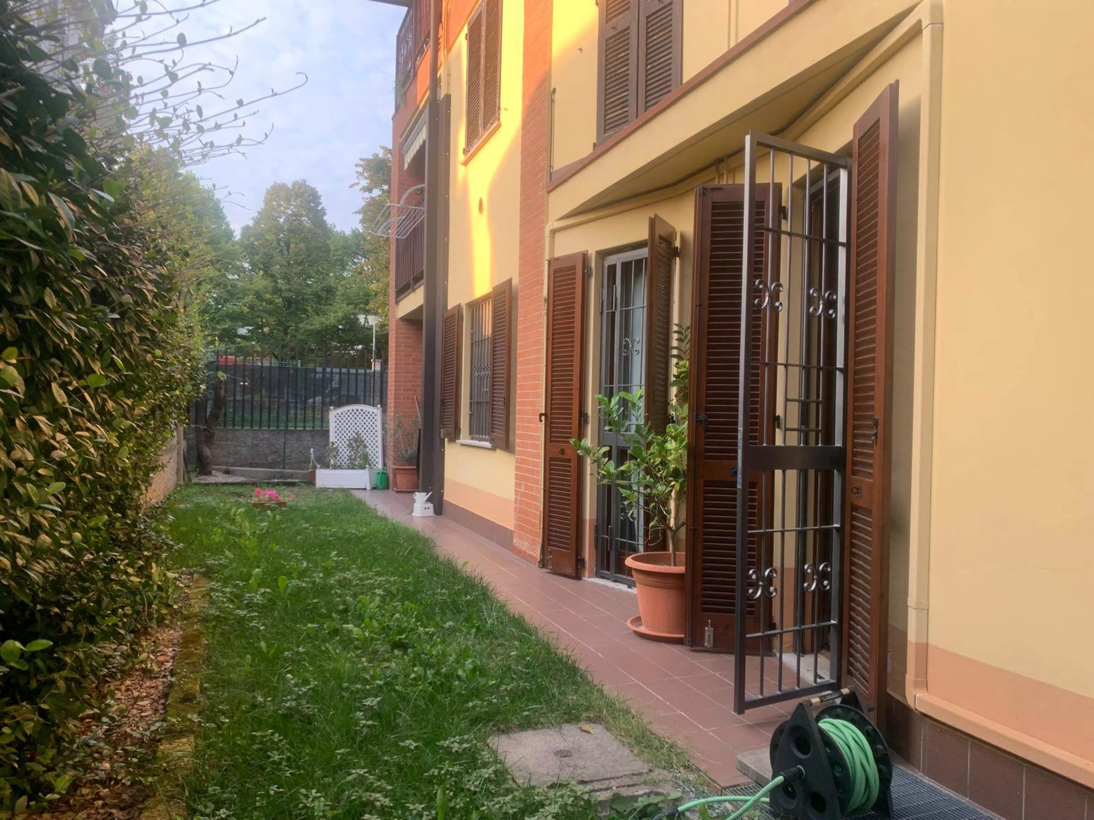 A Ridosso del Centro Cittadino Trilocale con Giardino e Box Doppio