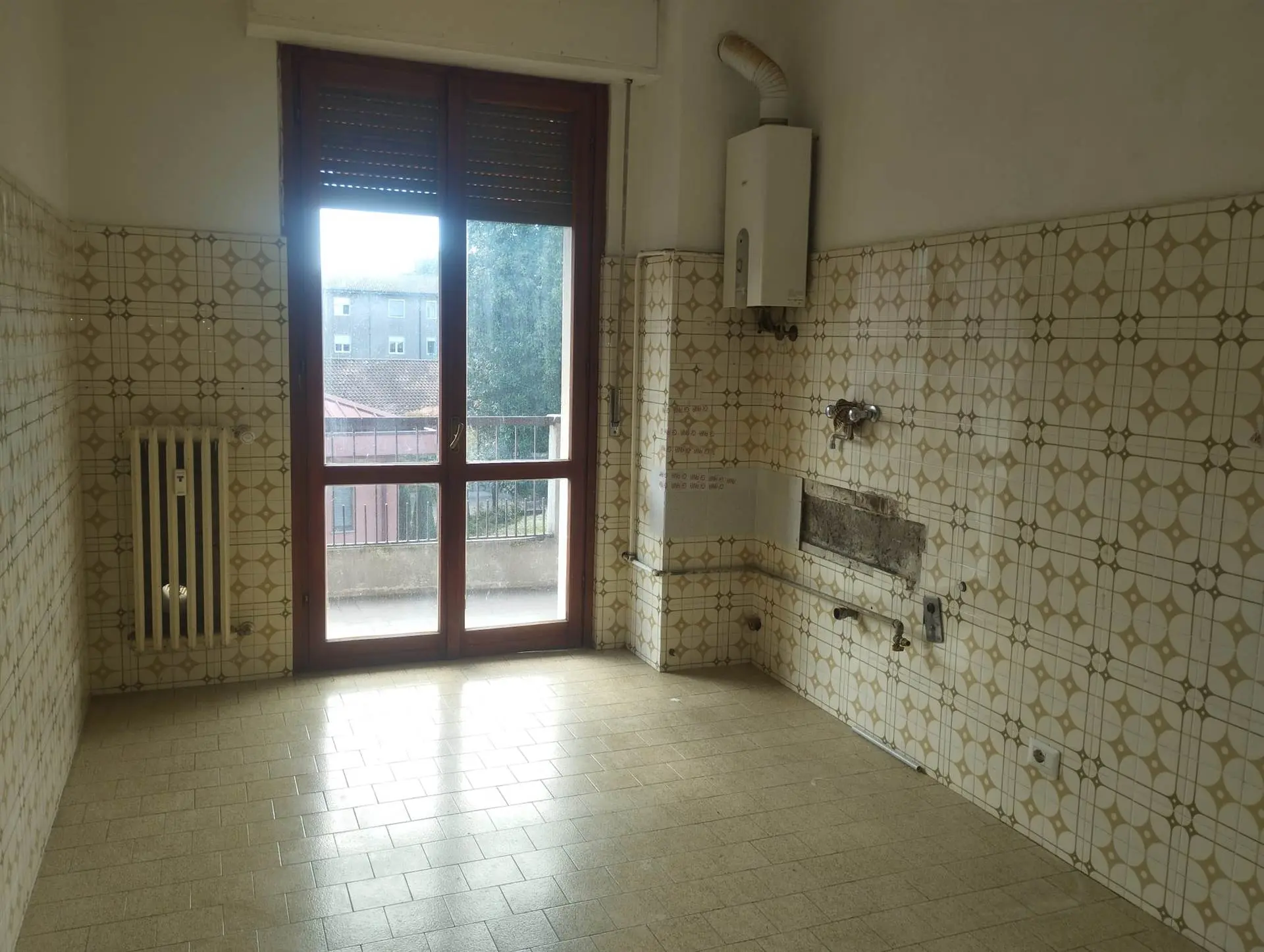 Ampio e Soleggiato Trilocale con Box