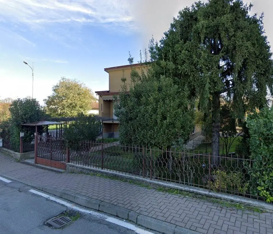 Villa bifamiliare otiima per detrazioni fiscali