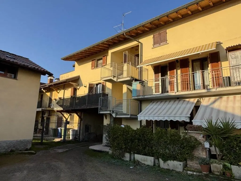 Pozzuolo Martesana – Elegante Bilocale in Vendita nella Frazione di Bisentrate