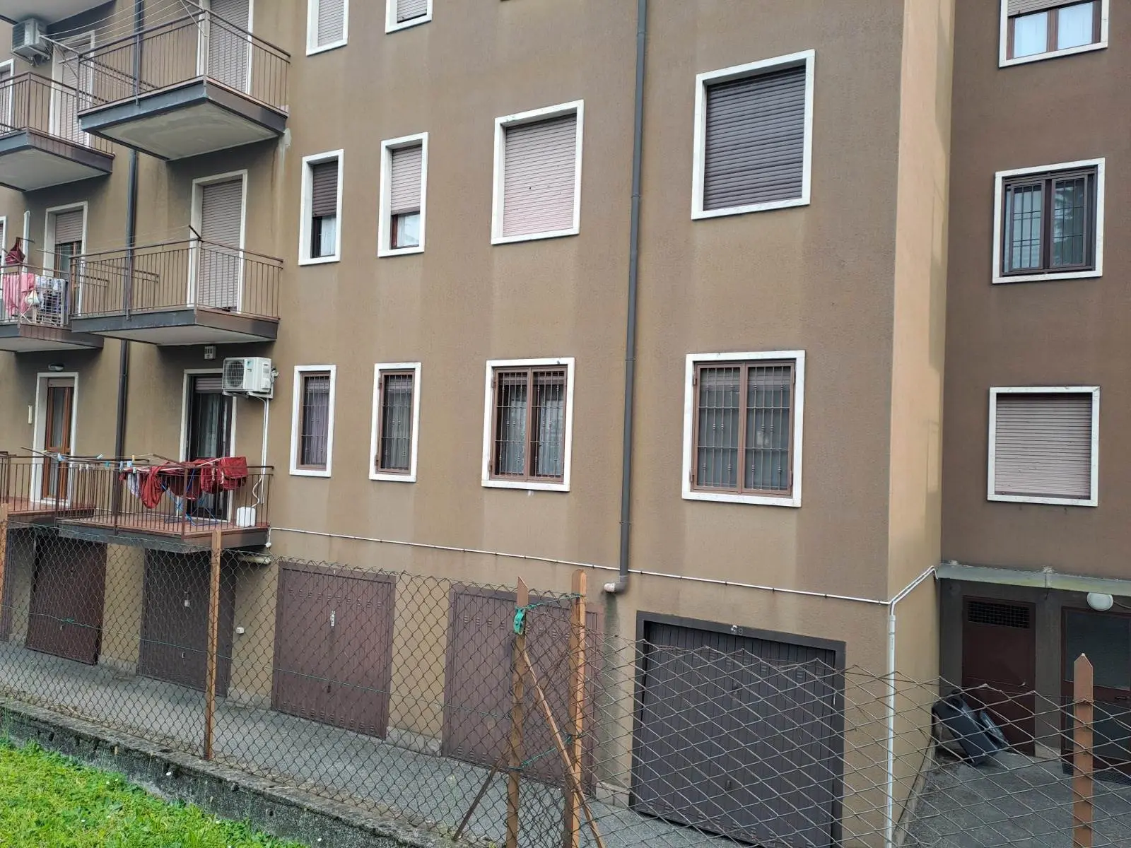 Immagine di copertina dell'immobile Quattro locali ristrutturato in vendita – merate centro