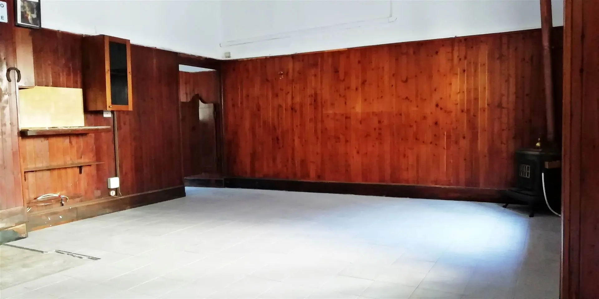 Ampia abitazione senza spese con box