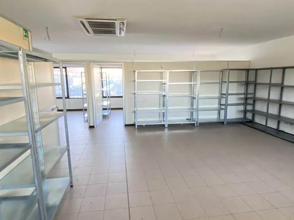 Ufficio in Vendita a Busnago
