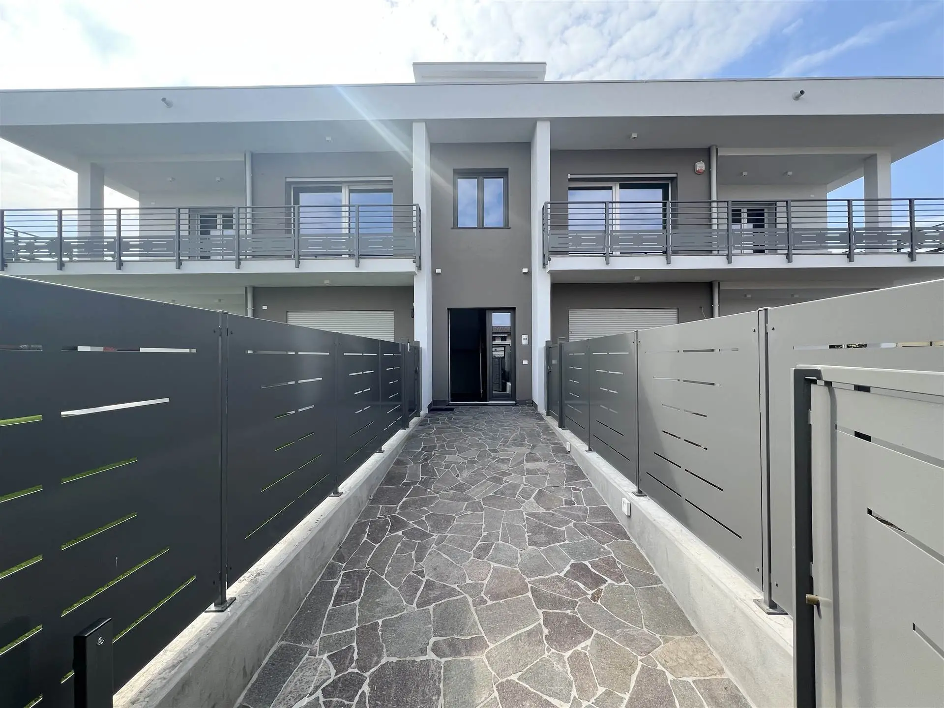 Ultimo quadrilocale con giardino disponibile !