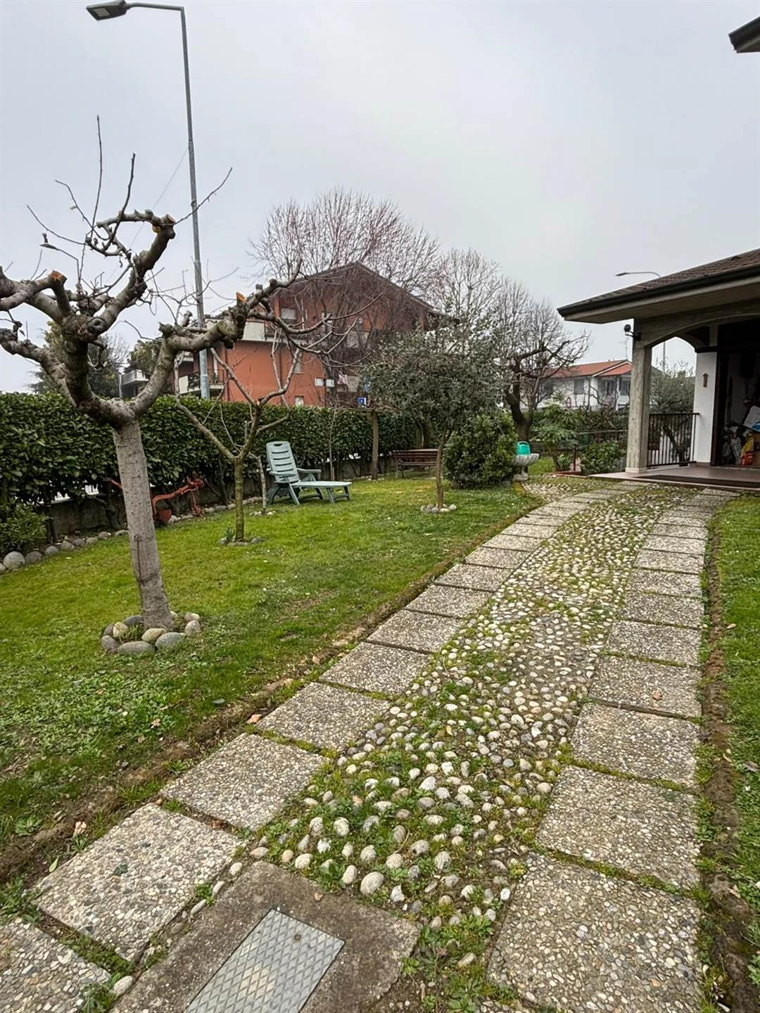 Villa a schiera in Vendita a Trezzano Rosa