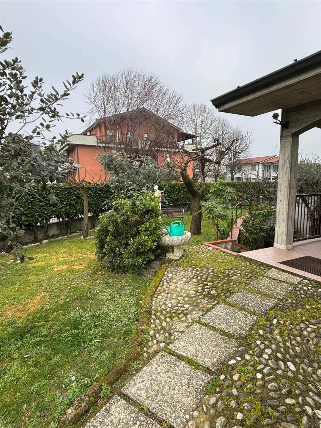 Villa a schiera in Vendita a Trezzano Rosa