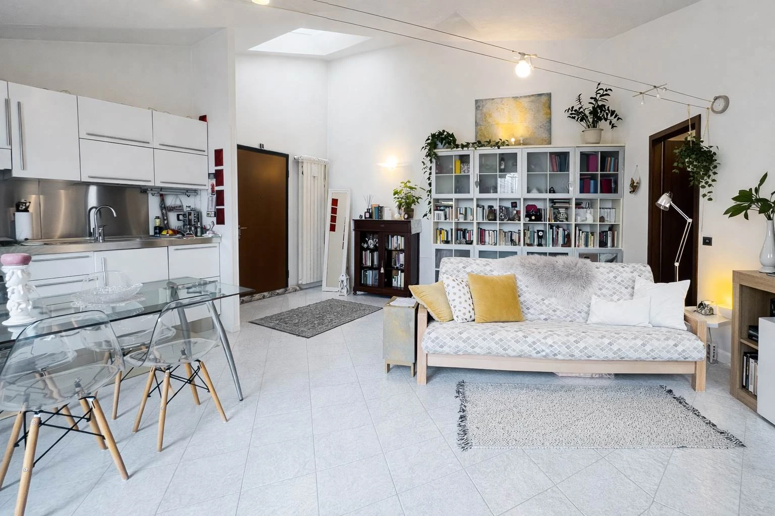 Open house sabato 14 marzo ore 10 - ampio bilocale