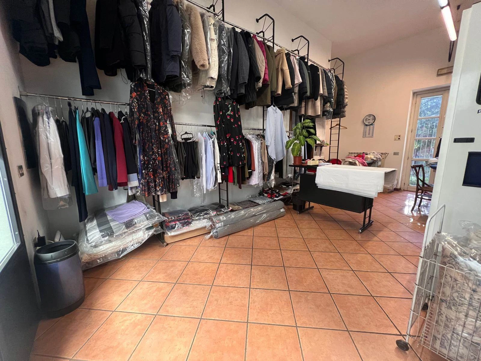 Attività Lavanderia OTTIMO PORTAFOGLIO CLIENTI