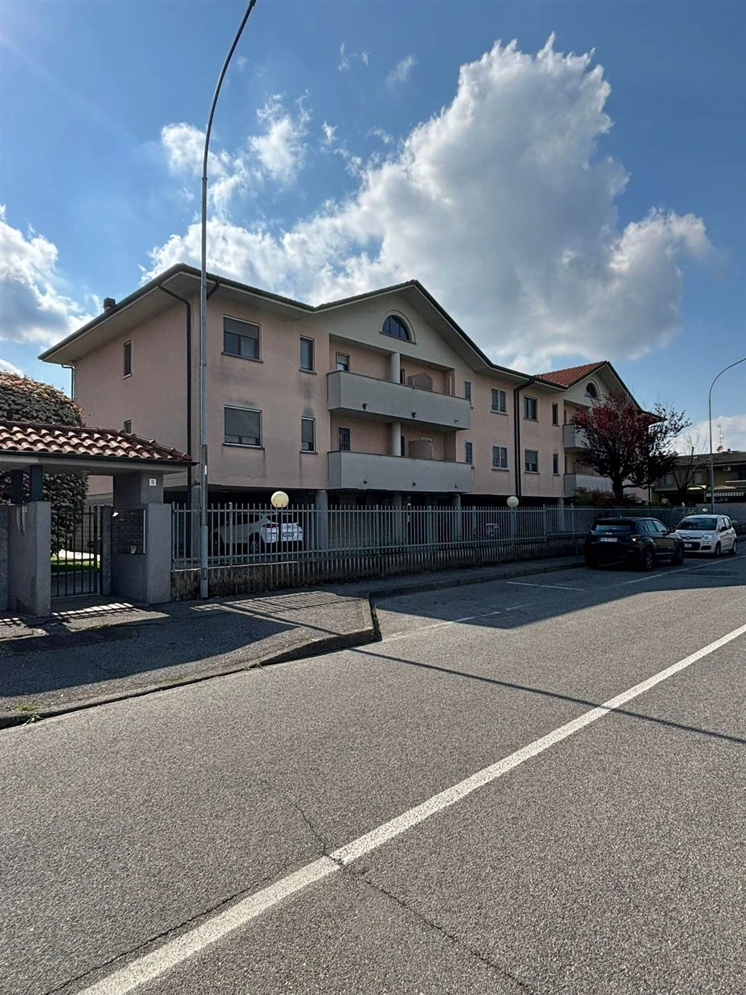 Appartamento in Vendita a Bellinzago Lombardo