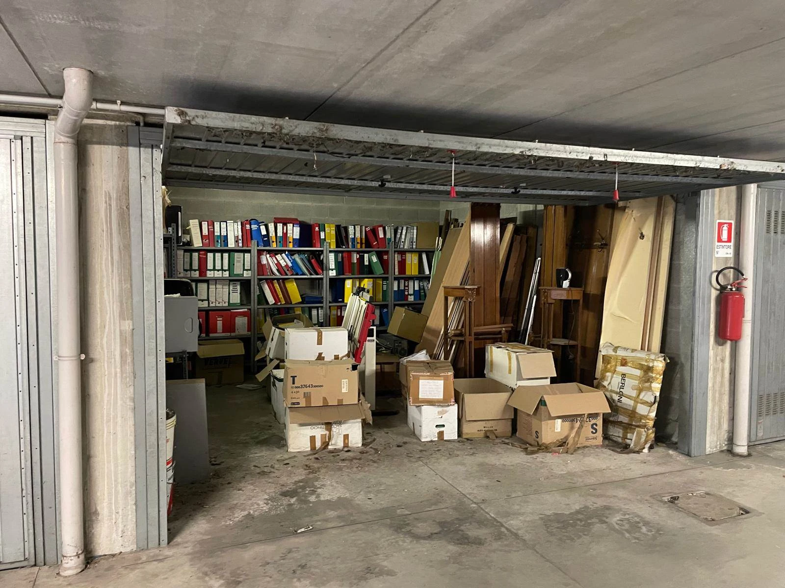 Garage in Vendita a Pozzo d'Adda