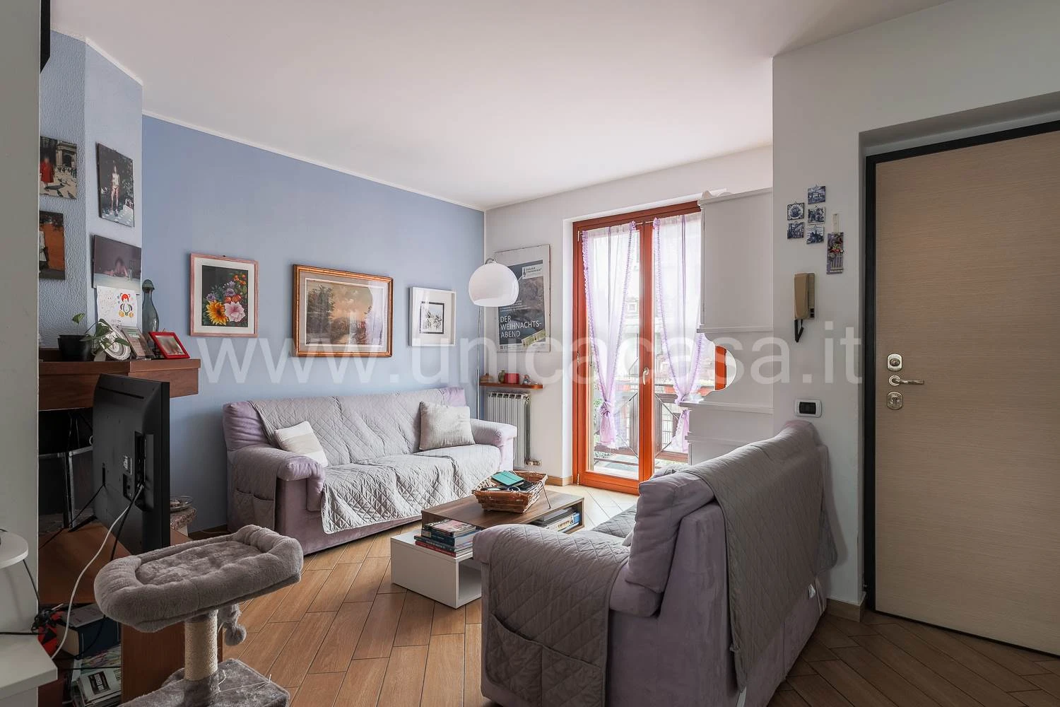 Spaziosa porzione di villa a schiera con giardino privato e mansarda – Ottima posizione