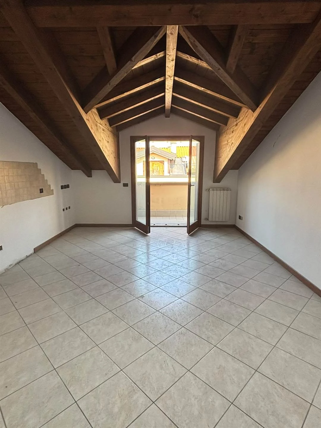 Appartamento in Vendita a Trezzano Rosa