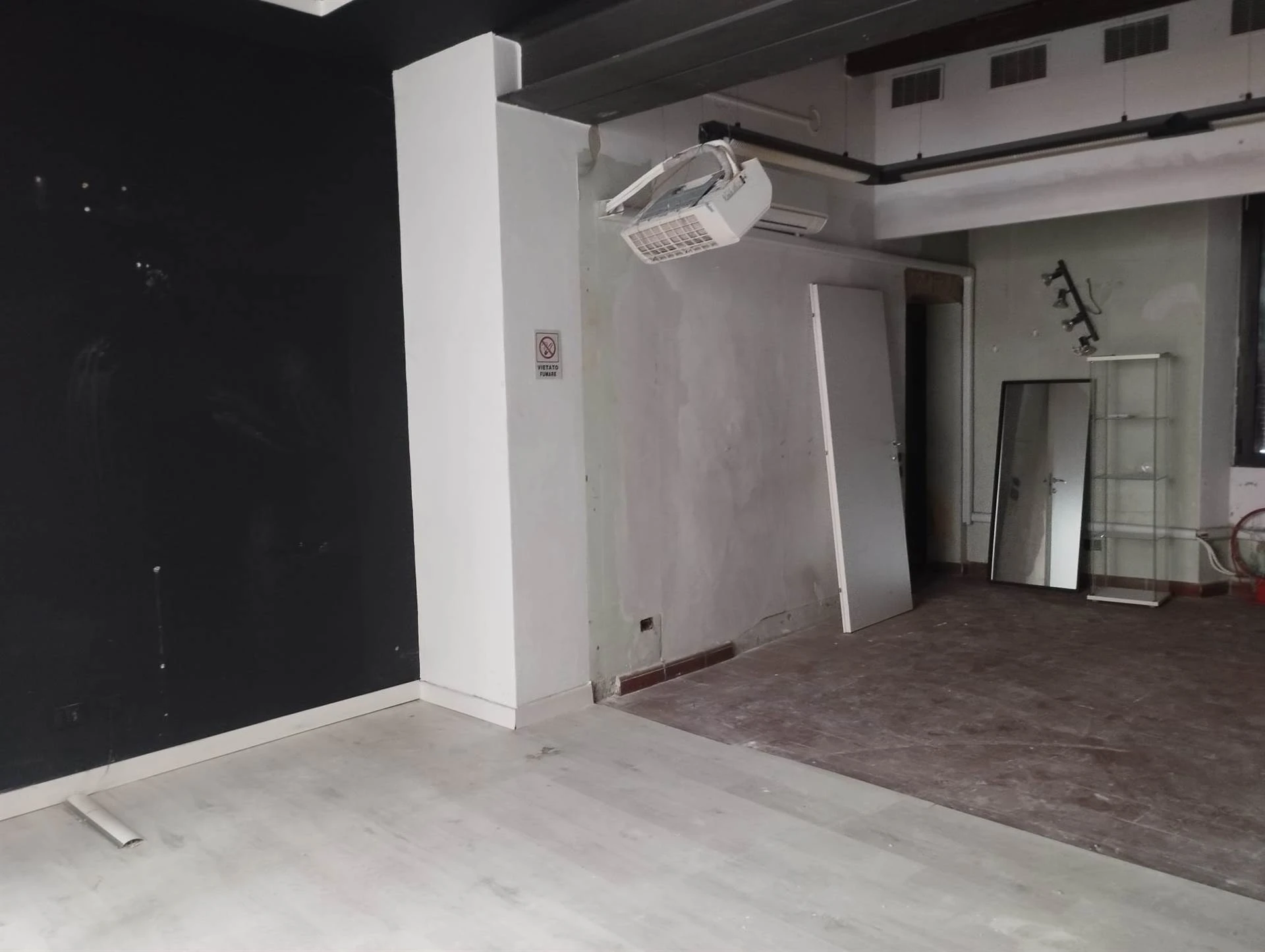 Ufficio/Negozio nel Centro Storico della Cittadina