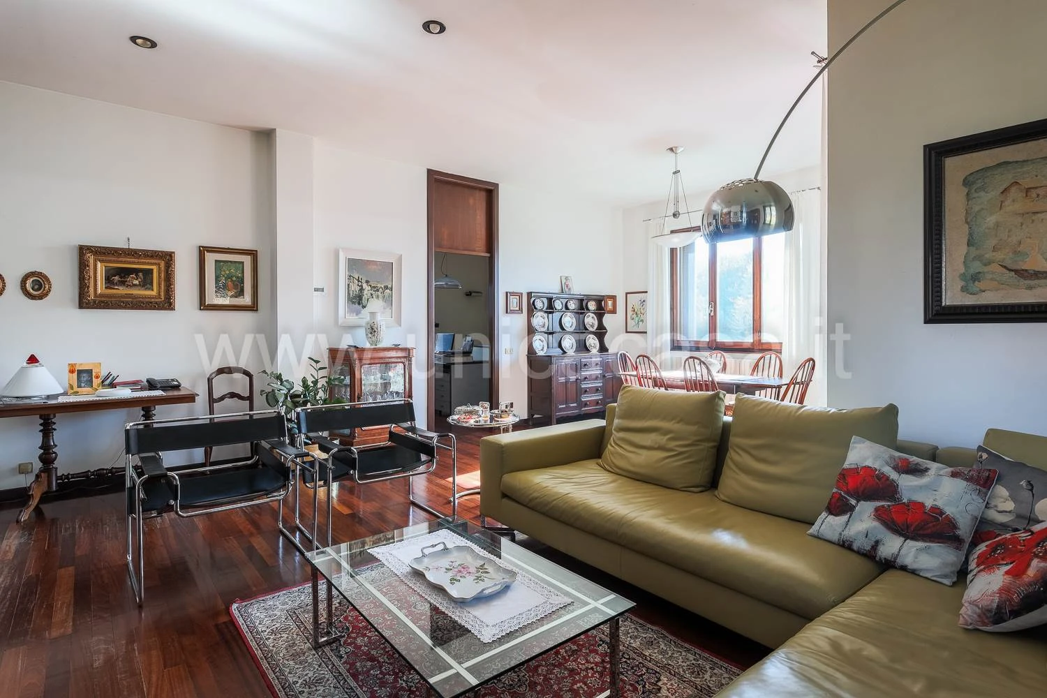 Prestigiosa Villa Singola con Ampio Giardino – Cassano d'Adda