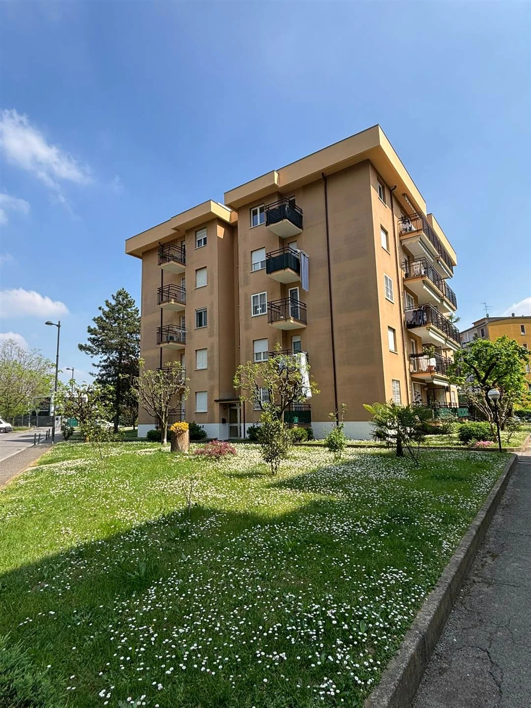 Appartamento in Vendita a Trezzo sull'Adda Appartamento in Vendita a Trezzo sull'Adda