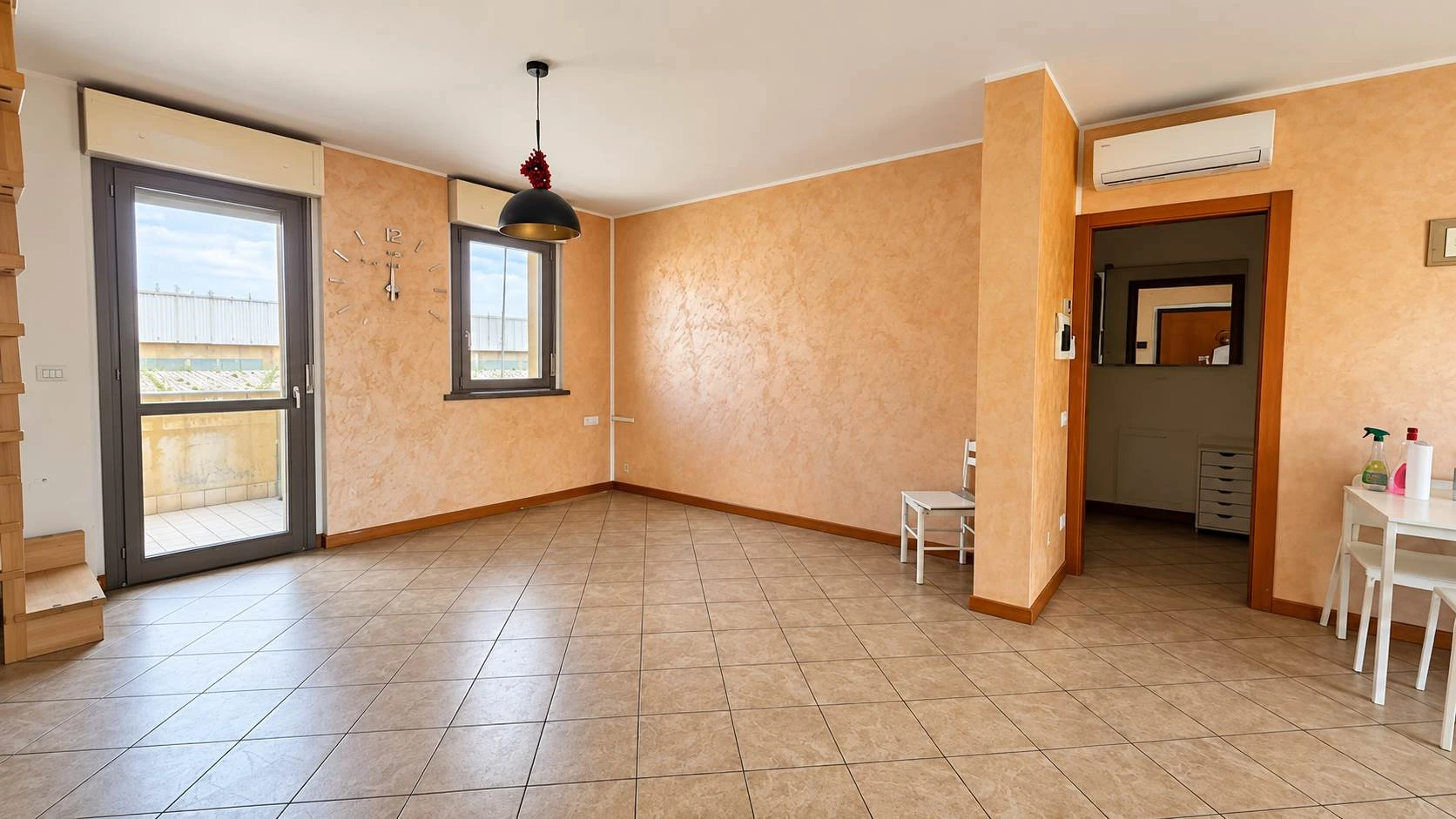 Stezzano – appartamento su due livelli Stezzano – appartamento su due livelli
