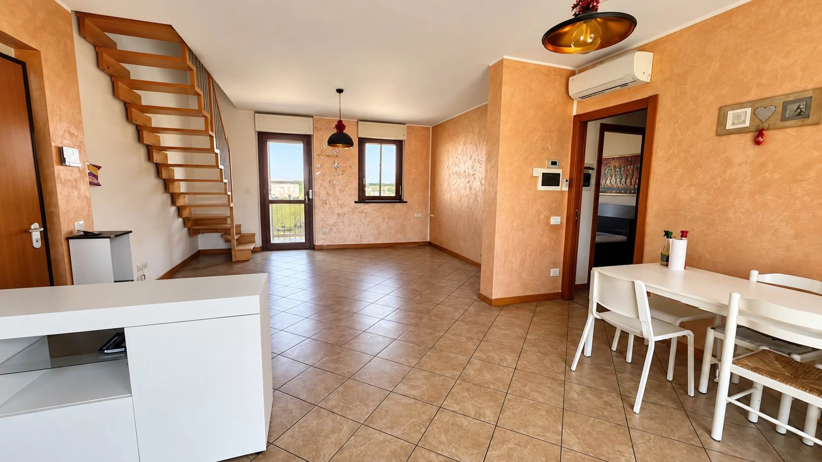 Stezzano – appartamento su due livelli Stezzano – appartamento su due livelli