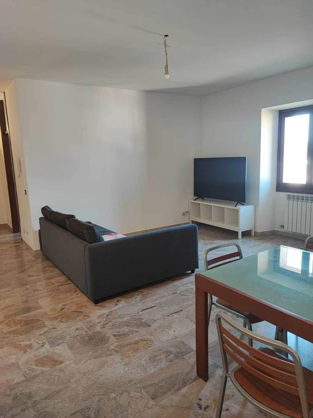 Ampio Quattro Locali Ristrutturato in Vendita a Bottanuco Ampio Quattro Locali Ristrutturato in Vendita a Bottanuco