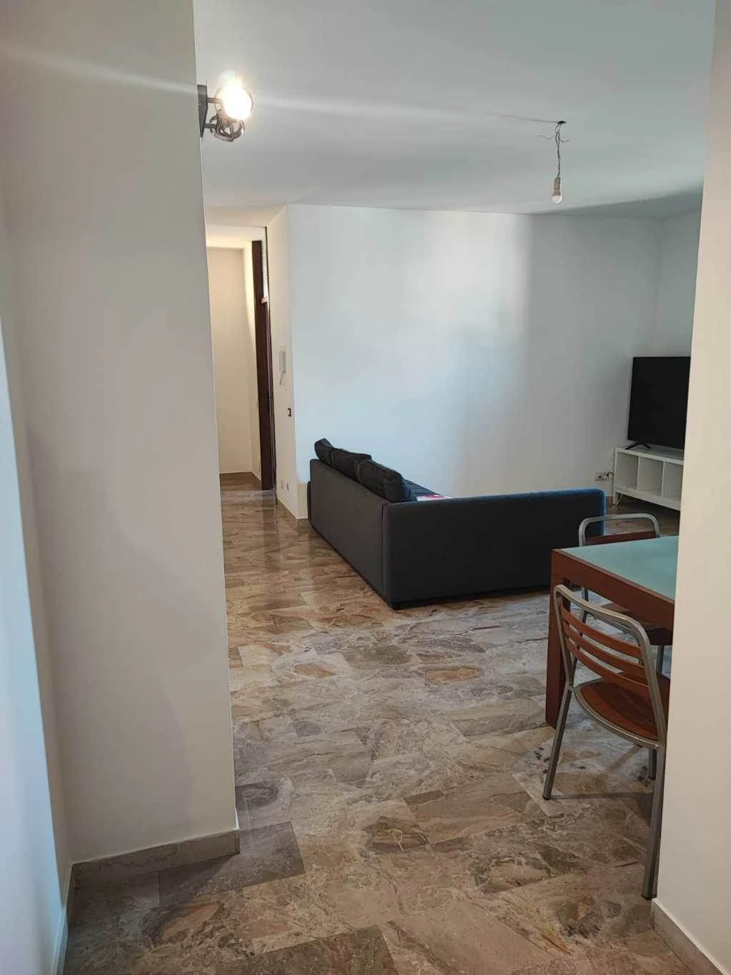 Ampio Quattro Locali Ristrutturato in Vendita a Bottanuco Ampio Quattro Locali Ristrutturato in Vendita a Bottanuco