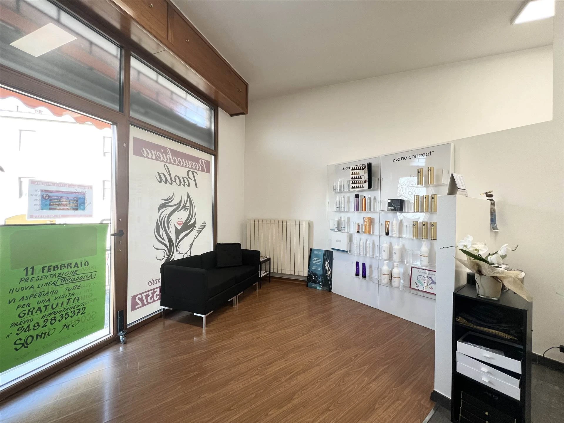 Vendita negozio ben tenuti ( muri ) e attivita Vendita negozio ben tenuti ( muri ) e attivita