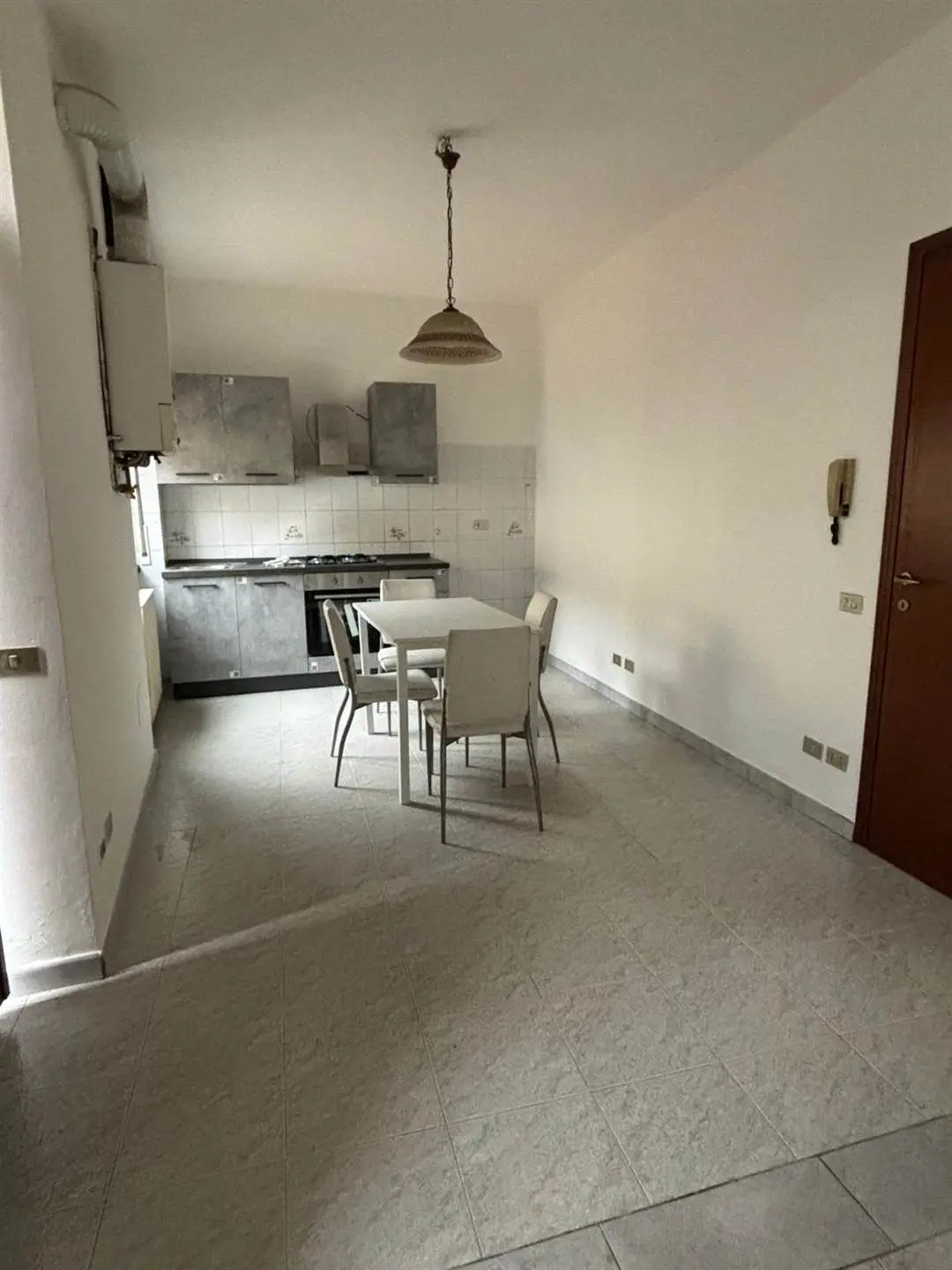 Appartamento in Vendita a Caponago Appartamento in Vendita a Caponago